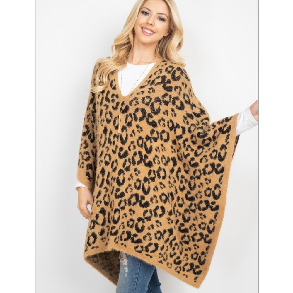 Leopard Print Knit Poncho - Picture 6 of 9